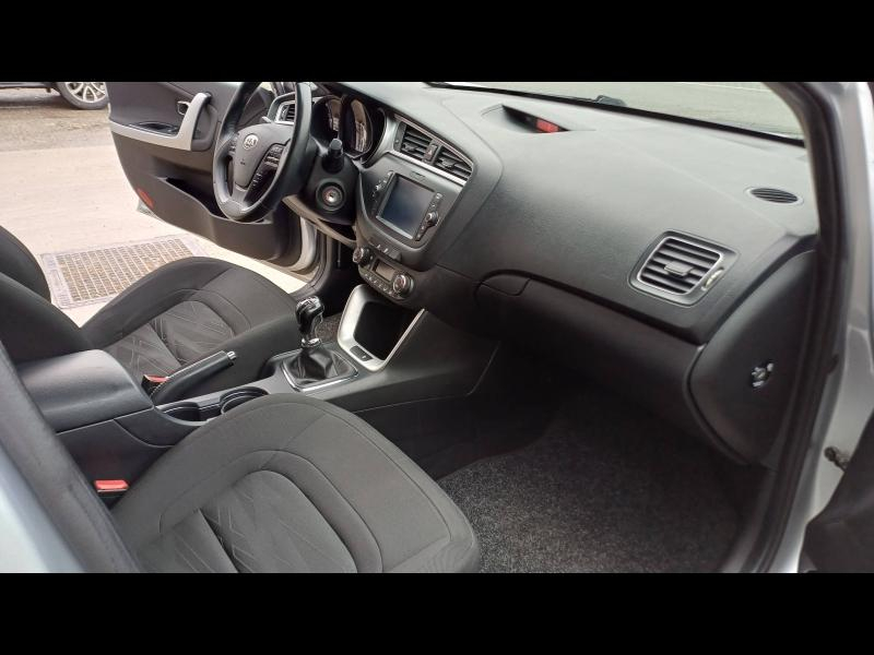 KIA Cee'd d’occasion à vendre à MANOSQUE chez CARAUTO SERVICES (Photo 11)